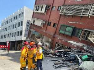 POTRES JAČINE 7,2 STUPNJEVA PO RICHTERU POGODIO TAJVAN: Smrtno je stradalo sedmero ljudi, a više od 700 je ozlijeđeno POTRES JAČINE 7,2 STUPNJEVA PO RICHTERU POGODIO TAJVAN: Smrtno je stradalo sedmero ljudi, a više od 700 je ozlijeđeno