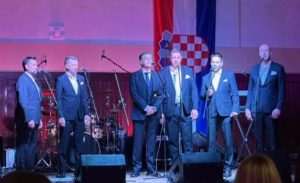 VELIKA FOTOGALERIJA: Tradicionalna, 19. po redu, Ričička noć u Heusenstammu kod Frankfurta u najljepšem sjaju