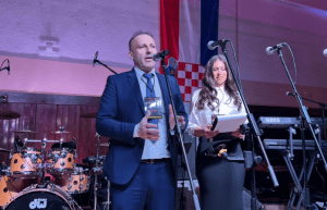 VELIKA FOTOGALERIJA: Tradicionalna, 19. po redu, Ričička noć u Heusenstammu kod Frankfurta u najljepšem sjaju