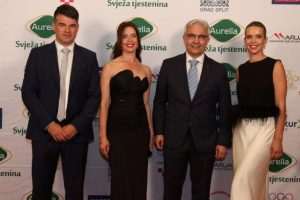 SPLIT: Više od 550 gledatelja na premijeri filma o sportskom fenomenu koji je Hrvatskoj osigurao 131 medalju Toni Tomas sa gostima na premijeri filma u Splitu / Foto: Fenix (Ante Bilić)