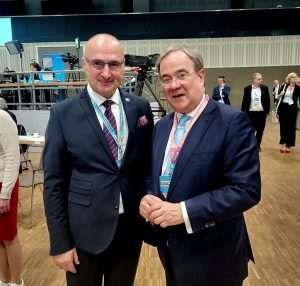 ČESTITKA FRIEDRICHU MERZU: Hrvatski ministar Grlić Radman čestitao Merzu na ponovnom izboru za predsjednika CDU-a ČESTITKA FRIEDRICHU MERZU: Hrvatski ministar Grlić Radman čestitao Merzu na ponovnom izboru za predsjednika CDU-a