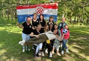 SLAVLJE HRVATA U MÜNCHENU: Igrači i navijači Croatije U13 proslavili 1. mjesto i ulazak u Kreisligu SLAVLJE HRVATA U MÜNCHENU: Igrači i navijači Croatije U13 proslavili 1. mjesto i ulazak u Kreisligu