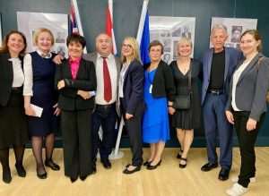 LONDON: Projekt kravata na obilježavanju dana državnosti Republike Hrvatske Obilježavanje dana državnosti u Londonu
