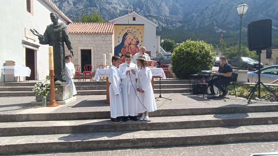 Prva pričest z Velikom Brdu / Foto: Fenix (AB)