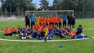 Zajednička fotografija U-12 igrača Varteksa i Slaven Belupa / Foto: Fenix (SIM)