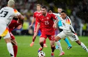 LUDA UTAKMICA U DORTMUNDU: Njemačka s 2:0 savladala Dansku i izborila četvrtfinale Detalj s utakmice Njamačka - Danska / Foto: Anadolu