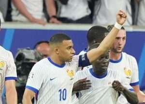 Mbappe slavi pogodak protiv Austrije / Foto: Anadolu