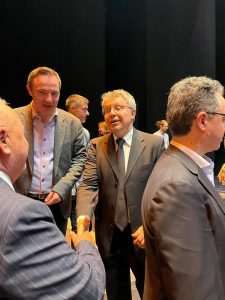 NAJUSPJEŠNIJI HRVATSKI DIRIGENT MLAĐE GENERACIJE: Premijera Verdijeve „I vespri siciliani“ u Opernhaus Zürich pod vodstvom hrvatskog dirigenta Ivana Repušića Premijera Verdijeve „I vespri siciliani“ u Opernhaus Zürich / Foto: Fenix ( I. Marić)