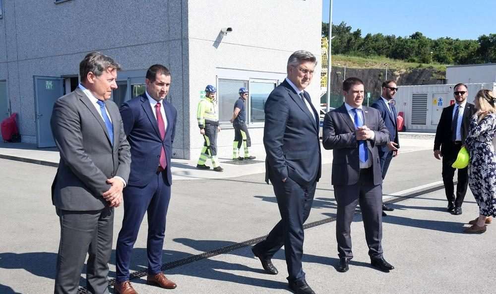 Andrej Plenković, Oleg Butković