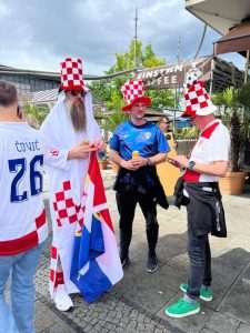 POGLEDAJTE FOTOGALERIJU: Berlin je u subotu na nekoliko sati postao "hrvatski grad", Hrvati su stigli iz cijele Europe POGLEDAJTE FOTOGALERIJU: Berlin je u subotu na nekoliko sati postao "hrvatski grad", Hrvati su stigli iz cijele Europe