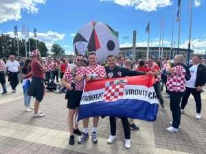 POGLEDAJTE FOTOGALERIJU: Berlin je u subotu na nekoliko sati postao "hrvatski grad", Hrvati su stigli iz cijele Europe Navijači / Foto: Fenix (SIM)
