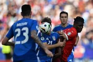 ITALIJA PALA U BERLINU: Švicarska s 2:0 zasluženo izborila četvrtfinale ITALIJA PALA U BERLINU: Švicarska s 2:0 zasluženo izborila četvrtfinale