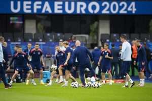SVI IGRAČI SU NA BROJU: "Vatreni" trenirali u Berlinu, vježbao i Gvardiol Trening hrvatske nogometne reprezentacije u Berlinu / Foto: Hina