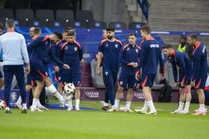 SVI IGRAČI SU NA BROJU: "Vatreni" trenirali u Berlinu, vježbao i Gvardiol Trening hrvatske nogometne reprezentacije u Berlinu / Foto: Hina