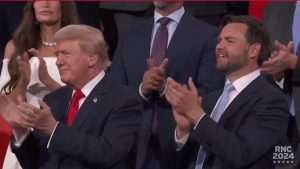 TRUMP I SLUŽBENO KANDIDAT: Republikanska nacionalna konvencija izabrala bivšeg američkog predsjednika za svog predsjedničkog kandidata za izbore, on izabrao 39-godišnjeg J.D. Vancea za svog potpredsjedničkog kandidata Donald Trump i senator J. D. Vance / Foto: Anadolu