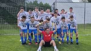 MÜNCHEN: Uz često izvođenje pobjedničke pjesme "Lijepa li si" iznimno uspješan vikend juniora Croatije München MÜNCHEN: Uz često izvođenje pobjedničke pjesme "Lijepa li si" iznimno uspješan vikend juniora Croatije München