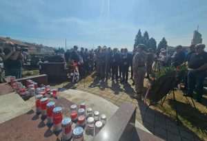 31.OBLJETNICA PROGONA HRVATA IZ BUGOJNA: Ministar Grlić Radman zatražio procesuiranje odgovornih za ratne zločine Ministar Gordan Grlić Radman na 31. obljetnici progona Hrvata iz Bugojna / Foto: Fenix (MVEP)