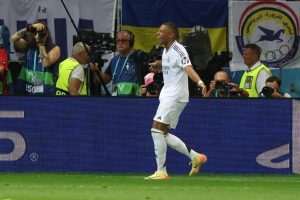 UEFA SUPERKUP: Real s 2:0 savladao Atalantu, Luka Modrić postao najtrofejniji igrač u povijesti "Kraljevskog kluba" Kylian Mbappe slavi pogodak / Foto: Anadolu