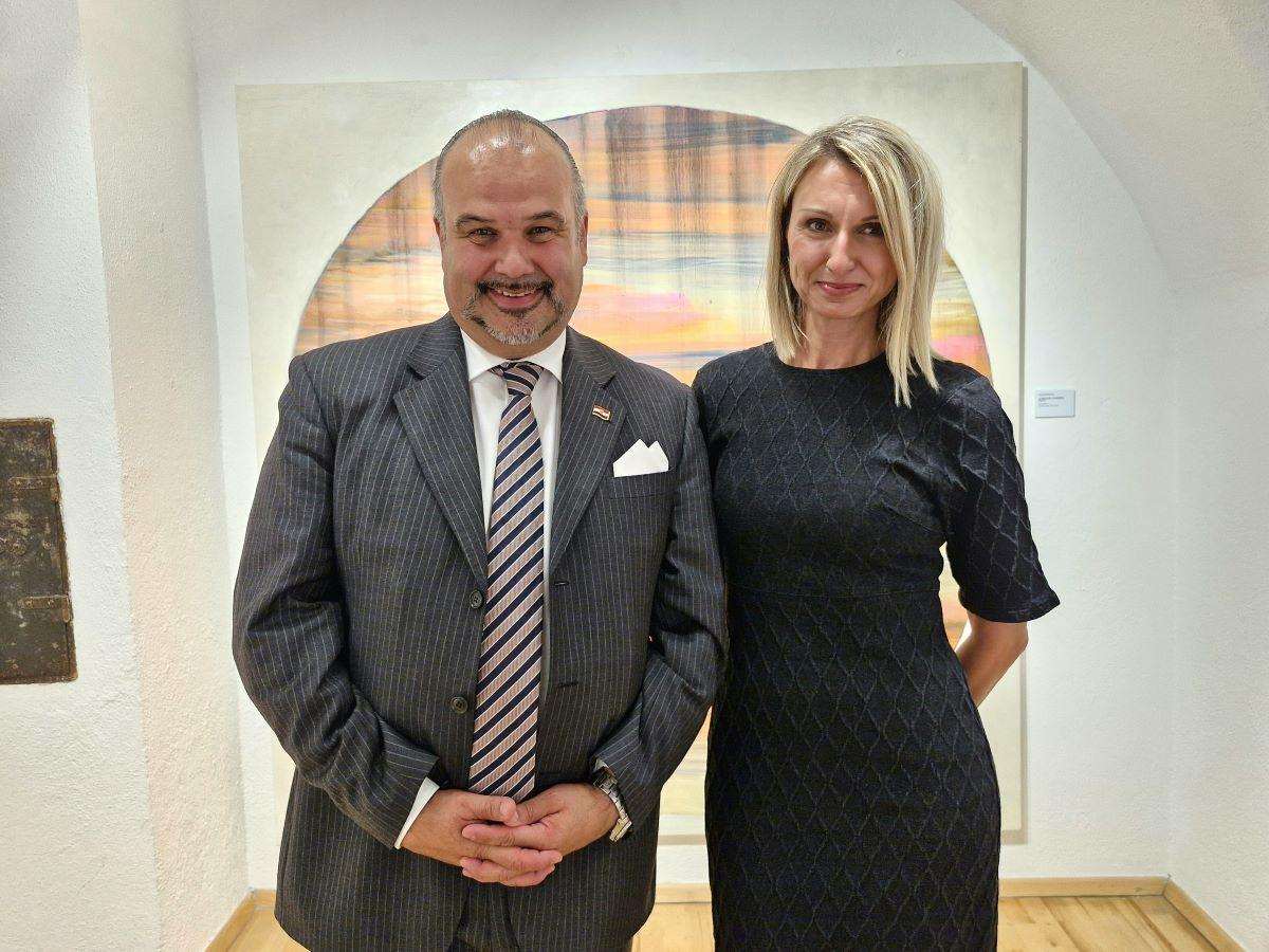 “AFTER ALL”: U Beču svečano otvorena izložba Ivone Šimunović. Među čestitarima i hrvatski veleposlanik Glunčić Izložba u Beču / Foto: Fenix (S.Herek)