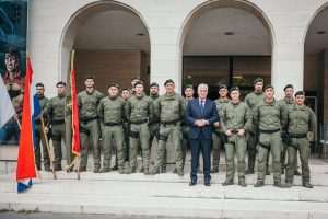 U MOSTARU OBILJEŽEN BLAGDAN SV. MIHOVILA, ZAŠTITNIKA POLICIJE: Izaslanstvo HNS-a BiH iskazalo zahvalnost policijskim snagama na gradnji sigurnog društva Obilježen blagdan Sv. Mihovila u Mostaru/ Foto: HNS