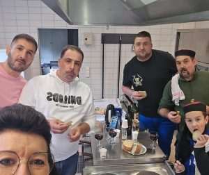 SVJEDOČANSTVO VJERE, ZAJEDNIŠTVA I LJUBAVI: 5. susret hrvatske katoličke mladeži u Crkvi Svetog Križa na Heumadenu 5. susret hrvatske katoličke mladeži / Foto: Fenix(Ž. Baković)