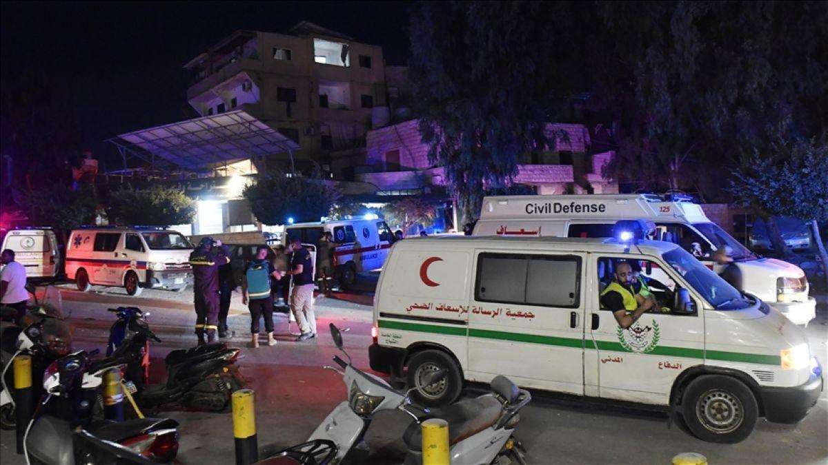 Vozilo hitne pomoći u blizini bolnice u Bejrutu / Foto: Anadolu