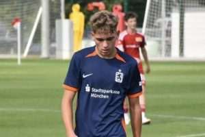DAVID MATIJEVIĆ, JOŠ JEDAN „VATRENI“ IZ NJEMAČKE: Prvi strijelac U-16 momčadi 1860 München u gradskom derbiju srušio i Bayern DAVID MATIJEVIĆ, JOŠ JEDAN „VATRENI“ IZ NJEMAČKE: Prvi strijelac U-16 momčadi 1860 München u gradskom derbiju srušio i Bayern