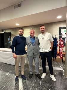 CROATIA BASEL: Veselje i veliki broj uzvanika na prvoj godišnjoj fešti Franjo Soldo, Josip Mijić, Patrik Gavran, predsjednik i dopredsjednik Croatie Basel sa dopisnikom