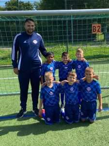 CROATIA BASEL: Veselje i veliki broj uzvanika na prvoj godišnjoj fešti Miro Dujmović i F juniori/ Foto: J. Mijić