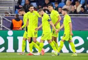 DINAMO PREGAZIO SLOVAN: Modra momčad u Bratislavi upisala veliku 4:1 pobjedu u Ligi prvaka Radost igrača Dinama nakon pogotka / Foto: Hina
