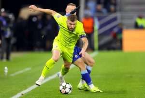 DINAMO PREGAZIO SLOVAN: Modra momčad u Bratislavi upisala veliku 4:1 pobjedu u Ligi prvaka Stefan Ristovski u prodoru / Foto: Hina