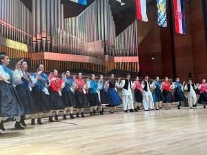 BAVARSKI PREMIJER NA HRVATSKOJ PROSLAVI: U Nürnbergu obilježena 70. godišnjica Hrvatske katoličke misije i 50 godina folklora