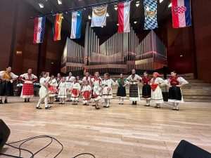 BAVARSKI PREMIJER NA HRVATSKOJ PROSLAVI: U Nürnbergu obilježena 70. godišnjica Hrvatske katoličke misije i 50 godina folklora