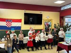(FOTO) ODUŠEVLJENJE BOGATIM PROGRAMOM: U Saarbrückenu je održana božićna priredba (FOTO) ODUŠEVLJENJE BOGATIM PROGRAMOM: U Saarbrückenu je održana božićna priredba
