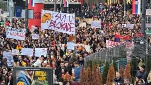 NA POZIV STUDENATA: Deseci tisuća na prosvjedu u Beogradu, među njima i poznati glumci beogradskih kazališta Prosvjed u Beogradu / Foto: Hina