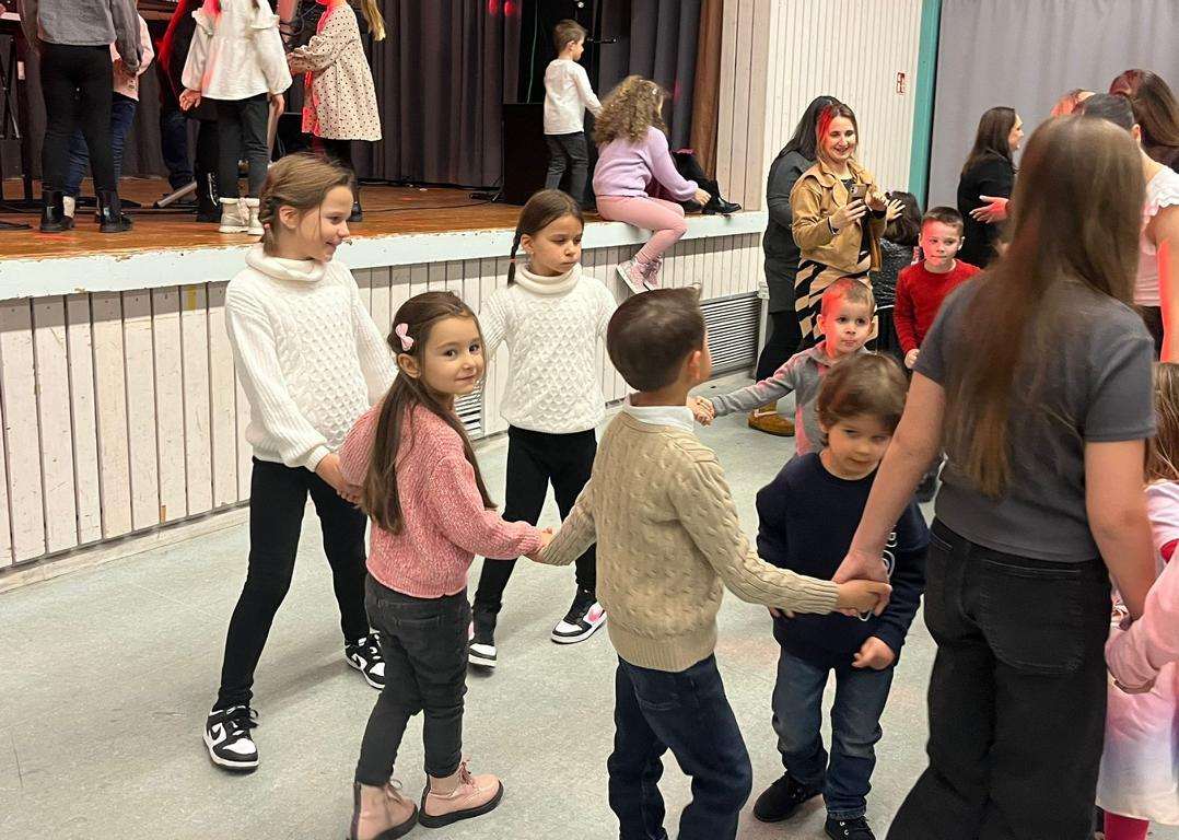 PROSLAVA SVETOG NIKOLE U MAINZU: Bila je to večer ponosa, radosti i zajedništva Hrvata Proslava sv. Nikole u HKZ Mainz / Foto: Fenix (MD)