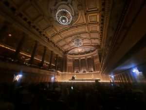 CANDLELIGHT KONCERT: Čarolija svjetlosti i glazbe u povijesnoj dvorani Kurhaus Wiesbaden Foto: Fenix (MD)