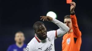 SLAVLJE I TUGA U MAKSIMIRU: Unatoč 2:1 pobjedi nad Milanom, Dinamo ispao iz Lige prvaka Yunus Musah dobiva crveni karton / Foto: Hina