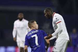 SLAVLJE I TUGA U MAKSIMIRU: Unatoč 2:1 pobjedi nad Milanom, Dinamo ispao iz Lige prvaka Yunus Musah i Luka Stojkovic / Foto: Hina