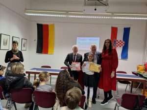 NEU-ISENBURG: Održano natjecanje u čitanju na hrvatskom jeziku učenika Hrvatske nastave Hessen-Saarland / Foto: Fenix (SIM)