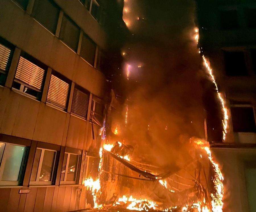 Zgrada u plamenu/Foto: Vatrogasna jedinica Essen
