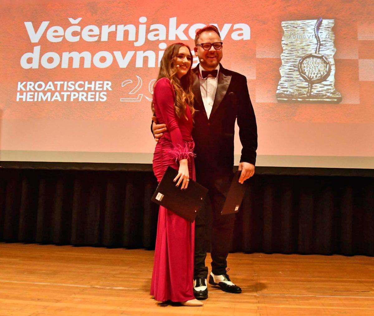 „VEČERNJAKOVA DOMOVNICA“ NEMA GRANICA- Dobitnici poručuju: Gdje god stignemo, pričamo o našoj Hrvatskoj! „VEČERNJAKOVA DOMOVNICA“ NEMA GRANICA- Dobitnici poručuju: Gdje god stignemo, pričamo o našoj Hrvatskoj!