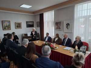 U BUGOJNU OTKRIVENA SPOMEN-PLOČA ANTI GRLIĆU RADMANU: Emotivan trenutak za ministra Grlića Radmana