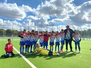 U-10 FC CROATIA MÜNCHEN: "Croatijo volim tvoje boje, ne bi iz te da me Bayern zove" U-10 momčad Croatije München / Foto: Fenix (SIM)