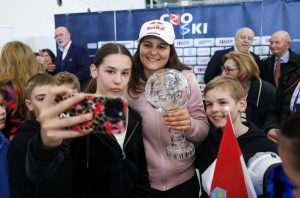 LJUTIĆ SE VRATILA U HRVATSKU: Nije bilo lako održati vodstvo, ali uspjela sam Doček Zrinke Ljutić u Zagrebu/ Foto: Hina