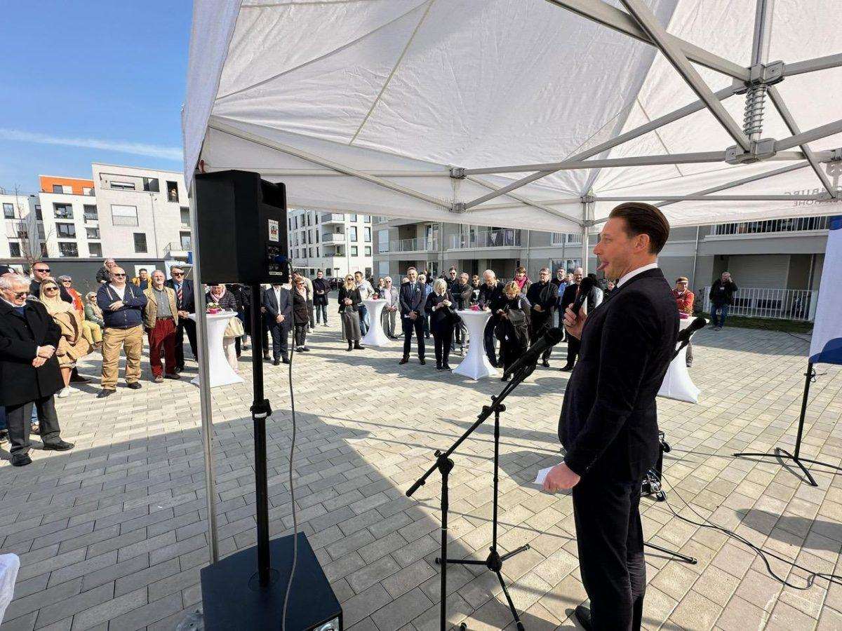 SVEČANO OTVOREN: „DUBROVNIKPLATZ“ U BAD HOMBURGU: Trajno svjedočanstvo prijateljstva dvaju gradova Otvaranje Dubrovačkog trg u Bad Homburgu / Foto: Fenix (SIM)