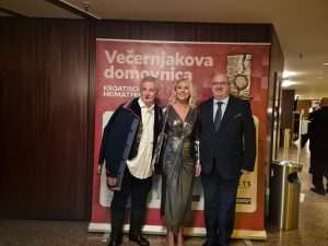 POČELA JE "VEČERNJAKOVA DOMOVNICA 2025": Pogledajte tko je sve stigao na svečanu dodjelu nagrada Večernjakova domovnica 2025. / Foto: Fenix(MD)