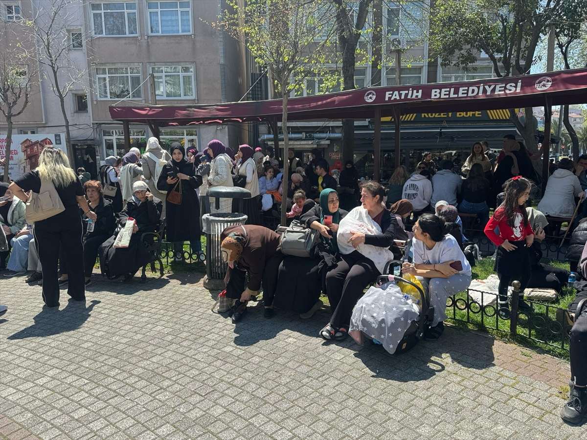 Građani su izašli na ulice/ Foto: Anadolu