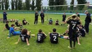 POLUFINALE IZMAKLO ZA 60 SEKUNDI: U-14 momčad Hrvata iz Njemačke odigrala 1:1 protiv Hajduka primivši pogodak u zadnjoj minuti utakmice Momčad Hrvata iz Njemacke nakon neriješenog rezultata 1:1 s Hajdukom / Foto: Fenix (D.L.)