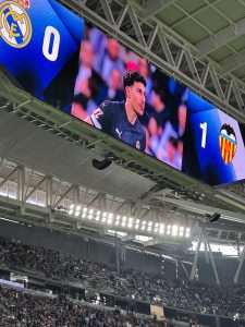 (FOTO) LA LIGA: Valencia u Madridu pobijedila Real golom u 95. minuti (FOTO) LA LIGA: Valencia u Madridu pobijedila Real golom u 95. minuti